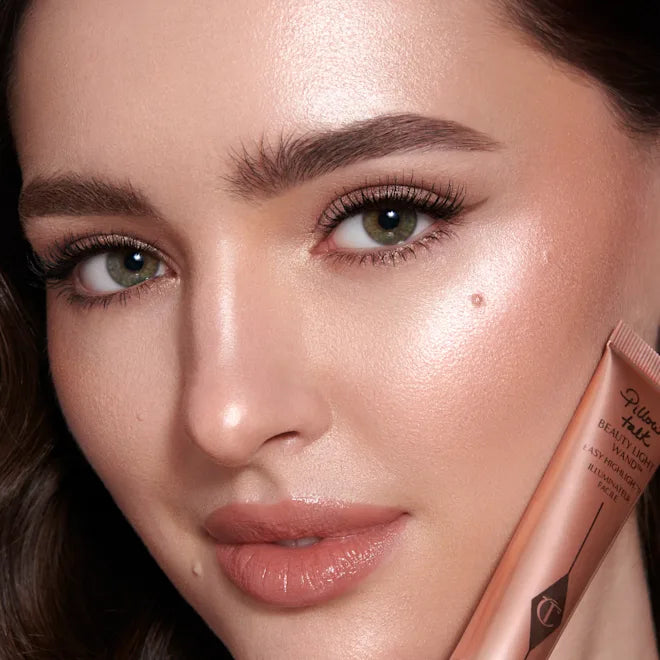 CHARLOTTE TILBURY - Beauty Light Wand / Pillow Talk